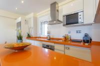 Kuchyňa alebo kuchynka v ubytovaní HORIZONTE Sunny Home by Cadiz4Rentals
