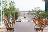Balkón alebo terasa v ubytovaní Savoia Hotel Rimini