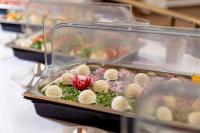 Jídlo v hotelu nebo okolí