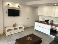 Kuchyňa alebo kuchynka v ubytovaní Apartment Mareverde Fañabe