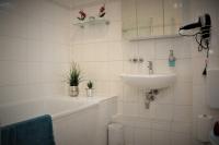 Koupelna v ubytování SALZHAUSBLICK BUSINESS APARTMENTS - Zentrale Lage am Salzhaus - MwSt-Rechnung verfügbar