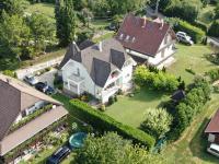 Budynek, w którym mieści się apartament