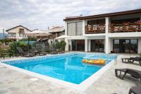Bazén v ubytování Guest House Ognyanovo nebo v jeho okolí
