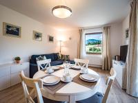 Telewizja i/lub zestaw kina domowego w obiekcie Apartamenty Bawaria
