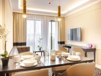 Telewizja i/lub zestaw kina domowego w obiekcie VacationClub – Baltic Park Fort Apartament F.308