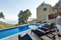 Bazén v ubytovaní Holiday home Barbarella alebo v jeho blízkosti