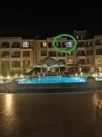 Bazén v ubytování Paradise Bay D8 Apartment nebo v jeho okolí