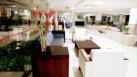 Bahia Plaza Hotelにあるレストランまたは飲食店