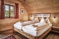 Łóżko lub łóżka w pokoju w obiekcie st martin chalets