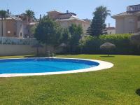Bazén v ubytování Apartamento en Torremolinos nebo v jeho okolí
