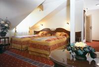 Posteľ alebo postele v izbe v ubytovaní Hotel Aleksander