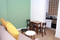 A kitchen or kitchenette at New Point Opera