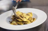 Jídlo v hotelu nebo okolí