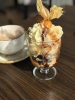 ホテルの敷地内または近くでの食事または食べ物
