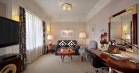 Royal Premier King Suite with 2 Breakfasts, 2 afternoon tea and Lounge Benefits
