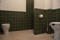 A bathroom at Belle Époque