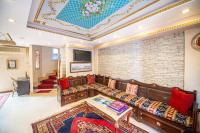 Posezení v ubytování Kaftan Hotel
