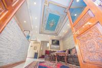 Posezení v ubytování Kaftan Hotel