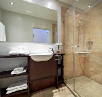 a bathroom with a sink and a shower at Kitz Mountain Living in Aurach bei Kitzbuhel