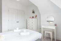Postel nebo postele na pokoji v ubytování Luxurious living in Gullane