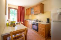 A kitchen or kitchenette at La Sorgente