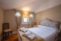 Posteľ alebo postele v izbe v ubytovaní VILLA EMBIL GETARIA