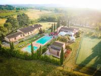 The swimming pool at or close to La Sorgente