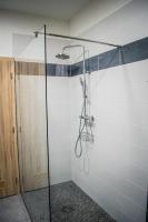Koupelna v ubytování Apartmán Laura, Frymburk