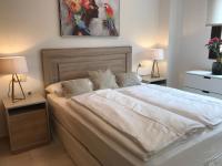 Posteľ alebo postele v izbe v ubytovaní Oasis Costalita Estepona I