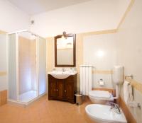 A bathroom at Leccesalento Bed And Breakfast