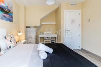 A bed or beds in a room at AYZ Villegas - Auto check-in property