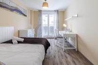 A bed or beds in a room at AYZ Villegas - Auto check-in property