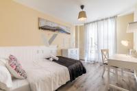 A bed or beds in a room at AYZ Villegas - Auto check-in property