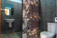 Ein Badezimmer in der Unterkunft Chomview Resort