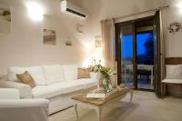 Posedenie v ubytovaní Kores Villas