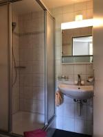 Koupelna v ubytování Hotel Krone Budget