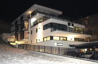 Budova, v ktorej sa apartmán nachádza