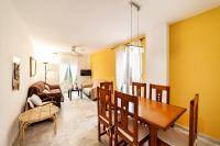A television and/or entertainment centre at Residencial Las Redes - 19
