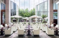 Posezení v ubytování The Langham, Shanghai, Xintiandi