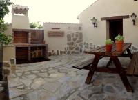 Půdorys ubytování Entreacebedas rural&vacaciones, alojamientos con jardín PRIVADO Piscina GRATIS en Julio