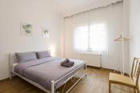 Posteľ alebo postele v izbe v ubytovaní Saint Dimitrios Central Apartment 100sqm.