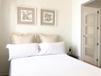Posteľ alebo postele v izbe v ubytovaní Apartamentos Lunamar