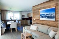 A kitchen or kitchenette at Alp-IN Lodges Kaprun