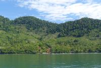 a small island in the middle of a lake at Oon Lee Bungalows in Ko Jum