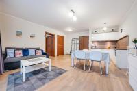 Kuchyňa alebo kuchynka v ubytovaní Apartamenty Sun & Snow Rezydencja Park