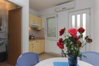 Kuchyňa alebo kuchynka v ubytovaní Apartments Villa Alex
