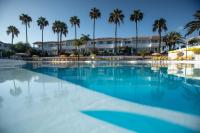 The swimming pool at or close to Fuentepark Apartments
