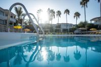 The swimming pool at or close to Fuentepark Apartments