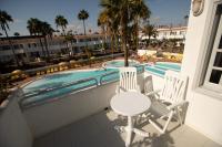 The swimming pool at or close to Fuentepark Apartments