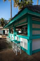 A restaurant or other place to eat at Fuentepark Apartments